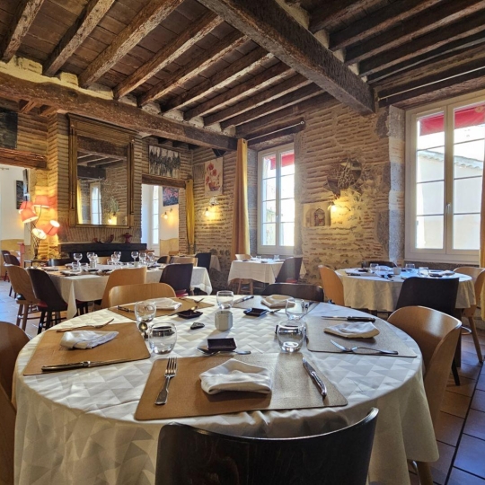  Annonces AIGUILLON : Commerces | CLAIRAC (47320) | 222 m2 | 109 000 &euro; 