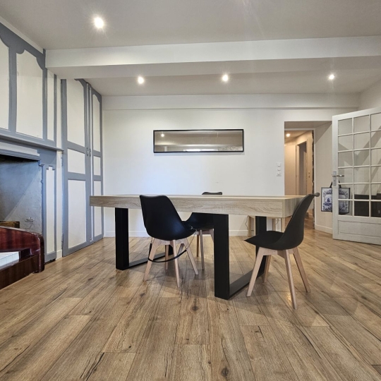  Annonces AIGUILLON : Immeuble | PORT-SAINTE-MARIE (47130) | 200 m2 | 99 000 &euro; 