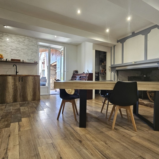  Annonces AIGUILLON : Immeuble | PORT-SAINTE-MARIE (47130) | 200 m2 | 99 000 &euro; 