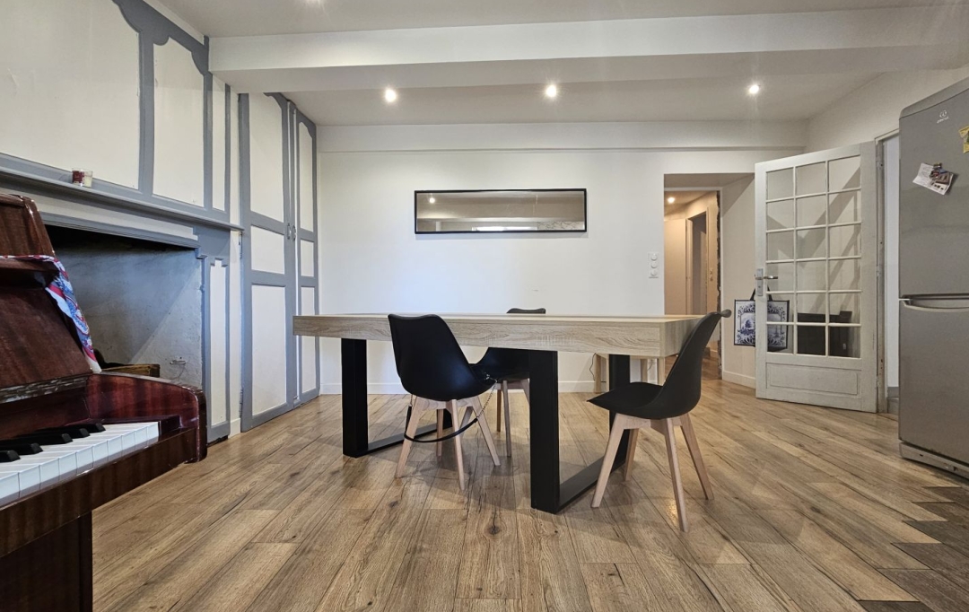 Annonces AIGUILLON : Immeuble | PORT-SAINTE-MARIE (47130) | 200 m2 | 99 000 &euro; 