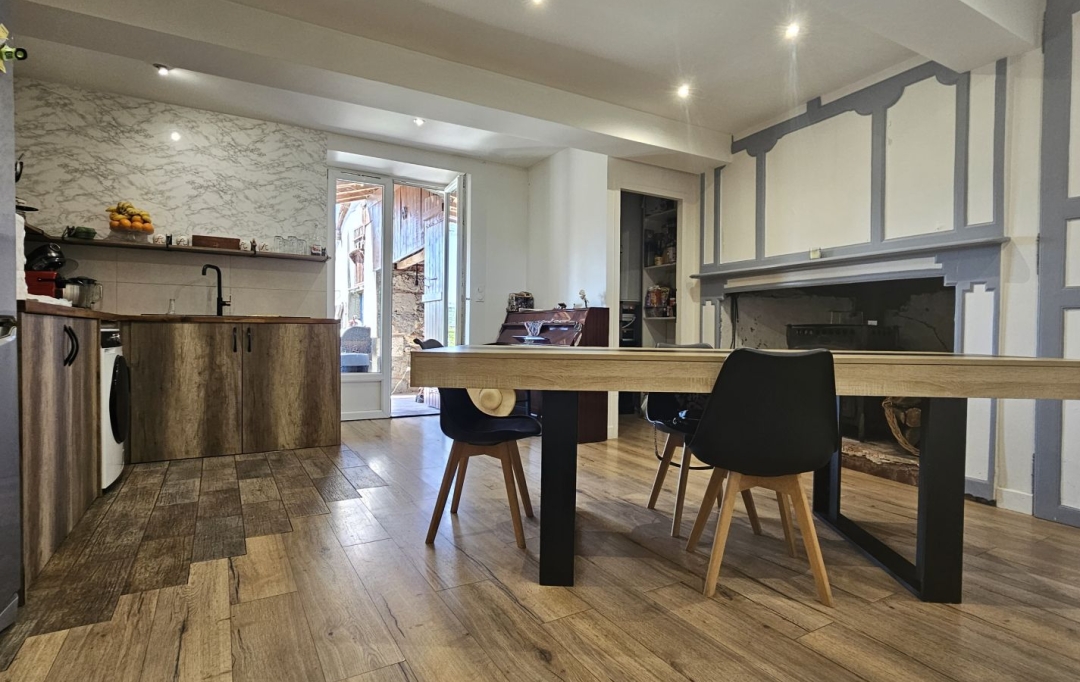 Annonces AIGUILLON : Immeuble | PORT-SAINTE-MARIE (47130) | 200 m2 | 99 000 &euro; 