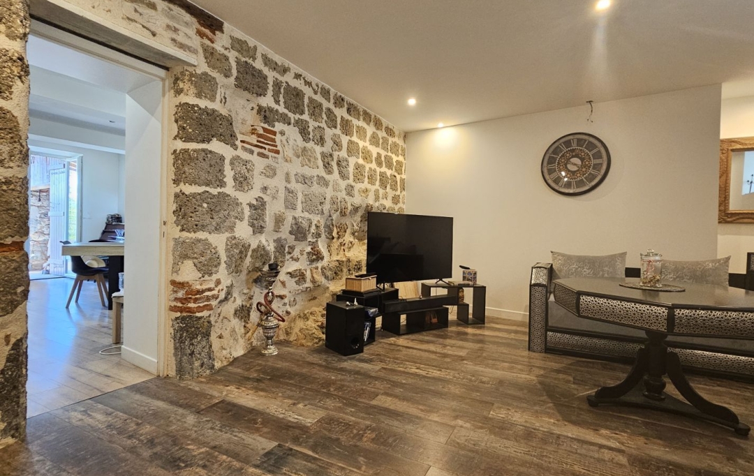 Annonces AIGUILLON : Immeuble | PORT-SAINTE-MARIE (47130) | 200 m2 | 99 000 &euro; 